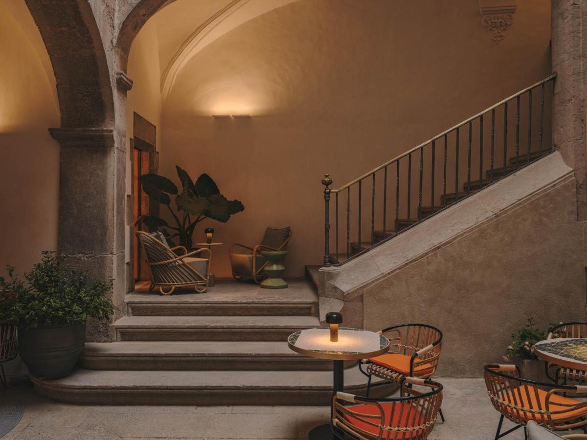 Hotel Palau Fugit Girona Exterior photo