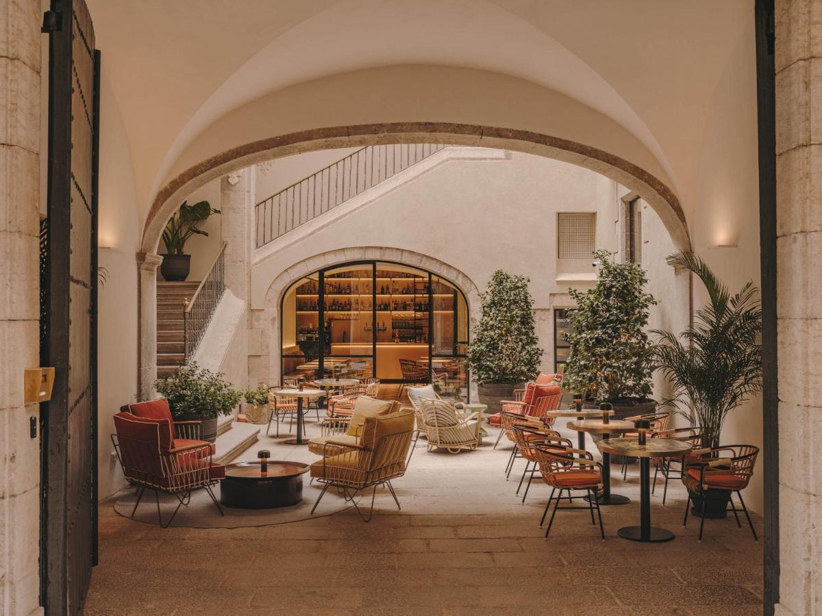 Hotel Palau Fugit Girona Exterior photo