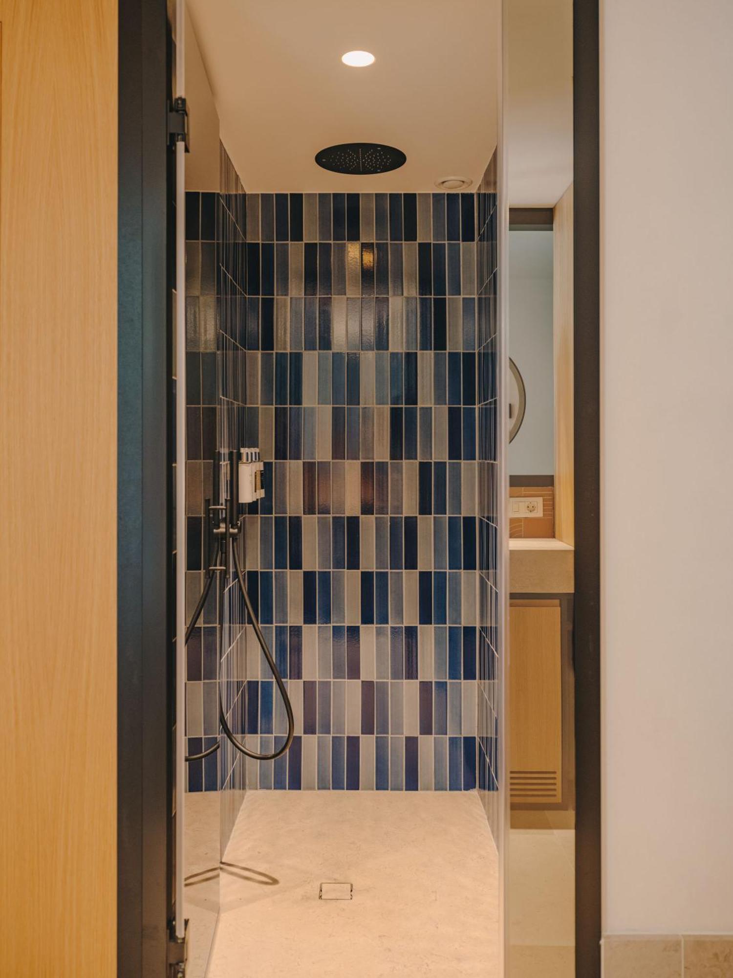 Hotel Palau Fugit Girona Exterior photo